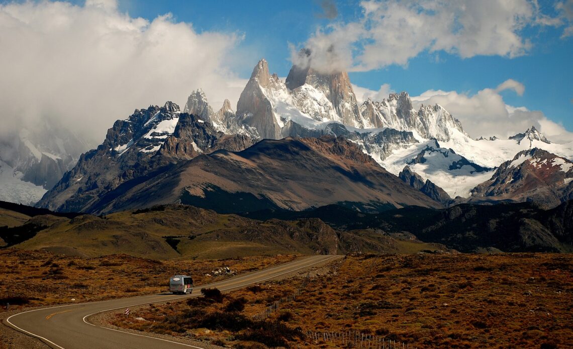 Mountains in Patagonia (photo: Snowscat)