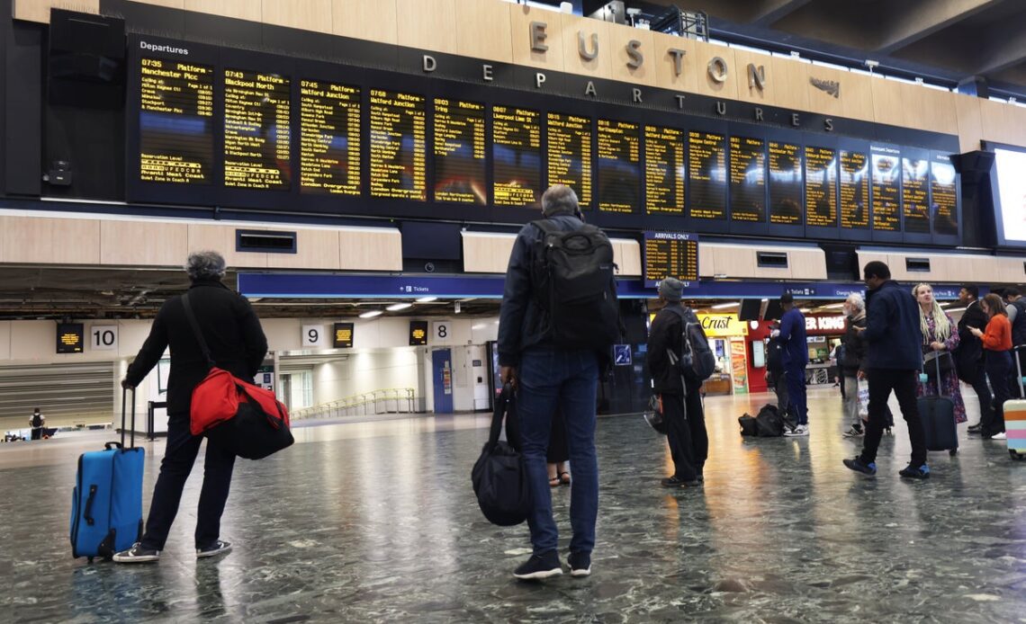 Train strike TFL status update: Weekend travel chaos looms in third walkout of the week