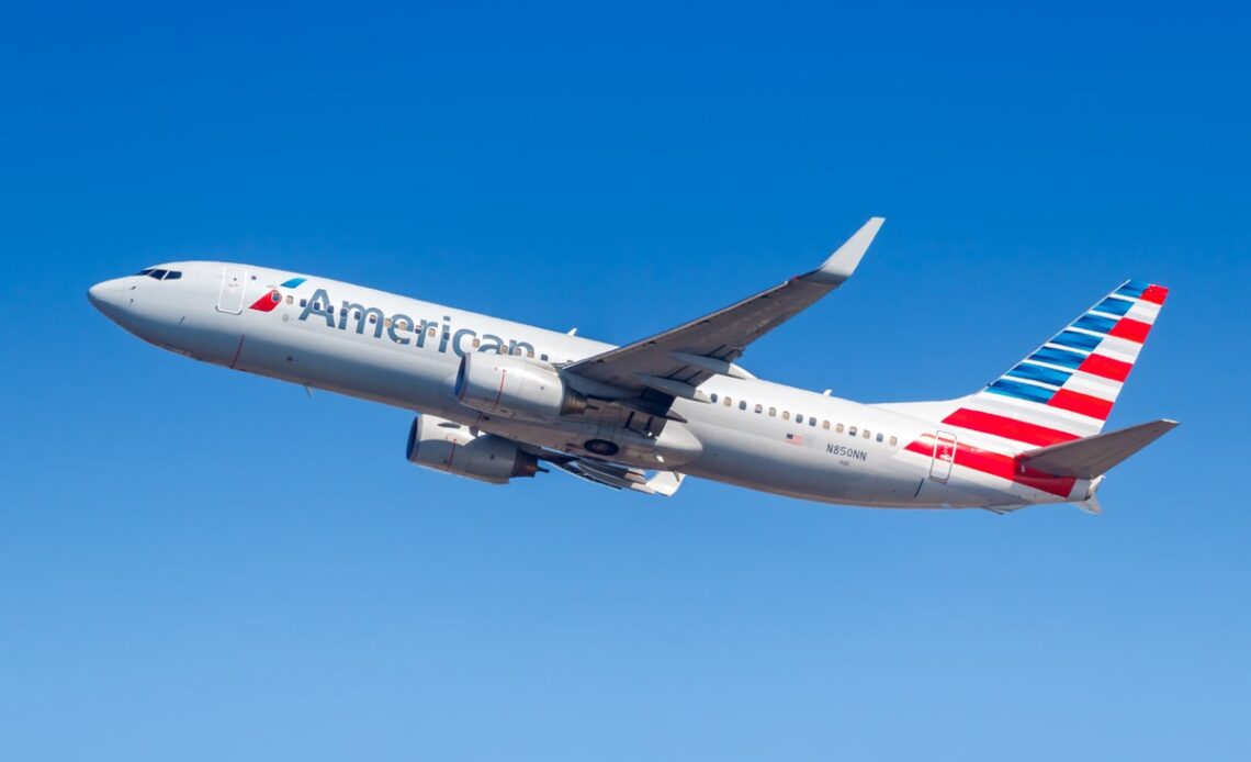 American Airlines scheduling glitch allows pilots to drop thousands of flights