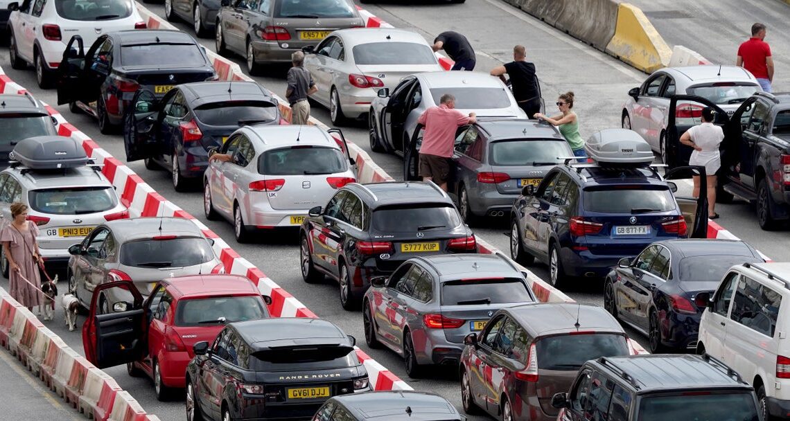 Dover traffic latest: French MP blames Brexit for chaos as queues form for second day