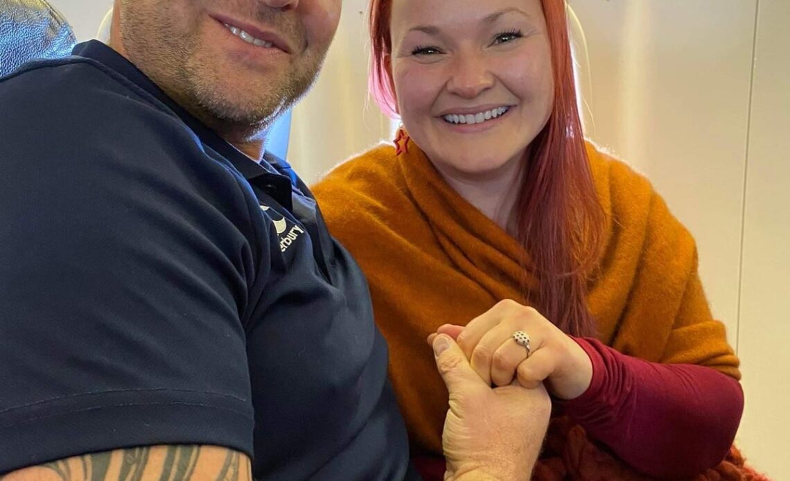 Man proposes at 30,000 feet on Air New Zealand flight