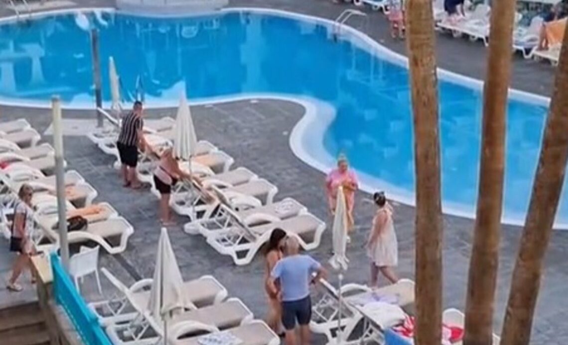 Sunbed wars: Surreal TikTok video shows holidaymakers racing to reserve hotel loungers