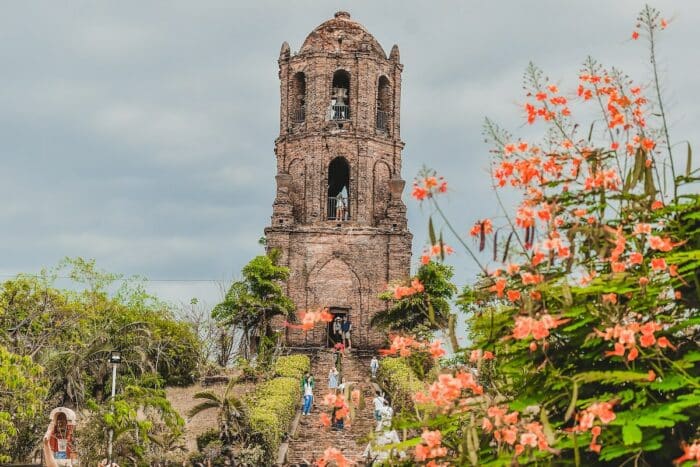 Bantay Church Bell Tower, Ilocos Sur by Roniel Soriano via Wikimedia cc