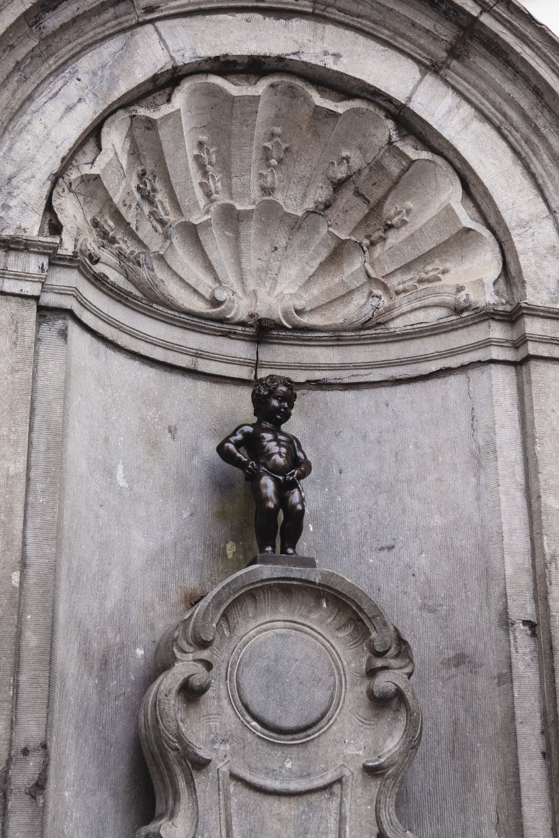 Manneken Pis Statue