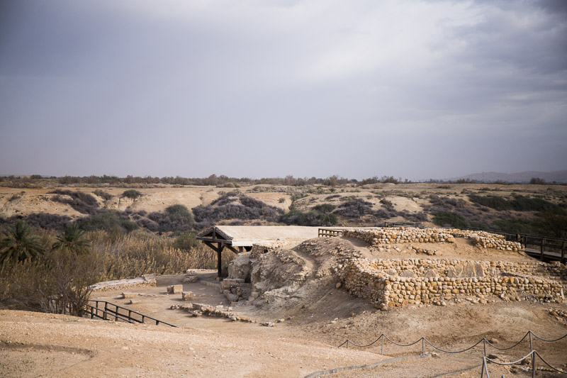 crumbling remains of old buldings in the desert