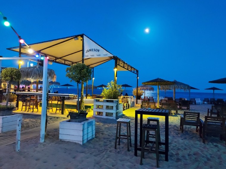 A quiet bar on the beach in Varna