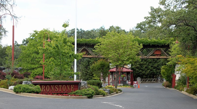 Ironstone Vineyards Building