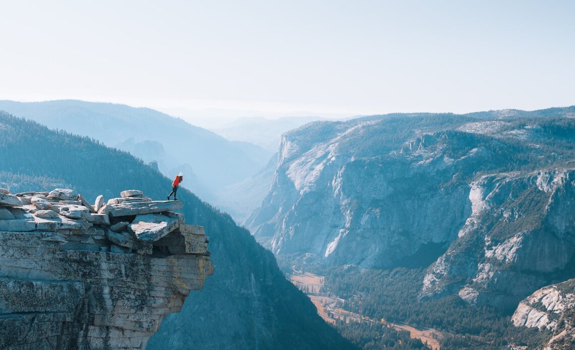 22 Best Hikes in Yosemite National Park (According to a Backpacking Guide)