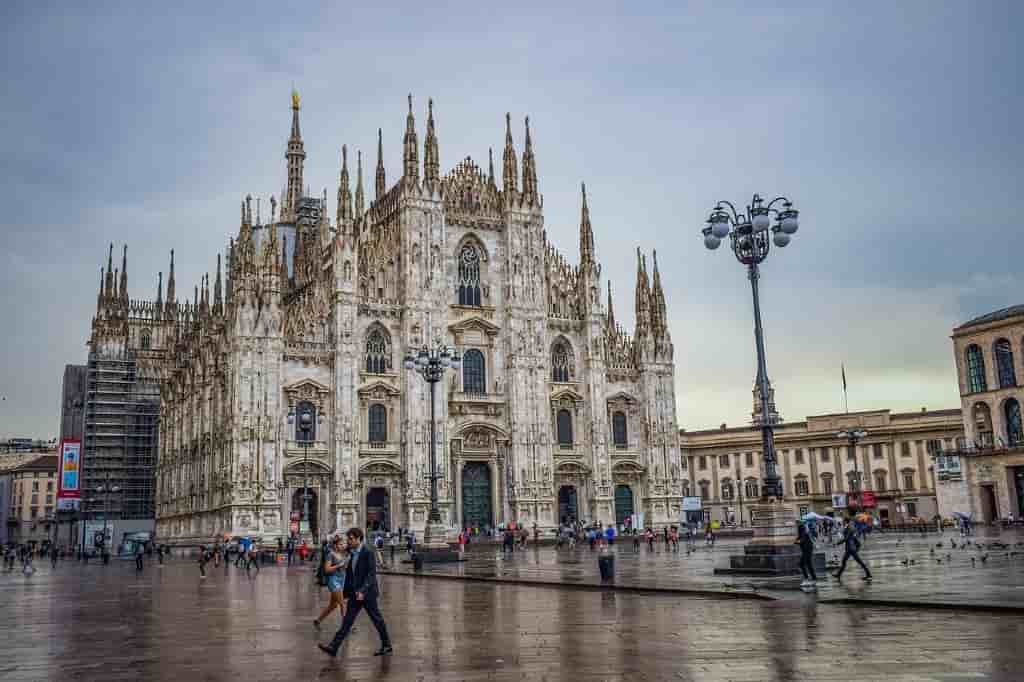 Best Things to do in Milan | Sightseeing, Shopping & Eating