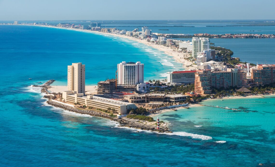 Cancun ends entry form requirement for U.S. visitors