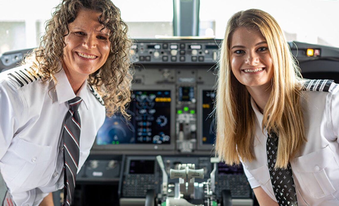 Mother and daughter pilot team take first flight together