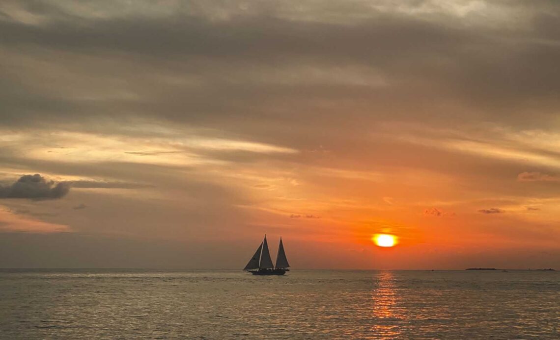 where to stay in the florida keys sunset