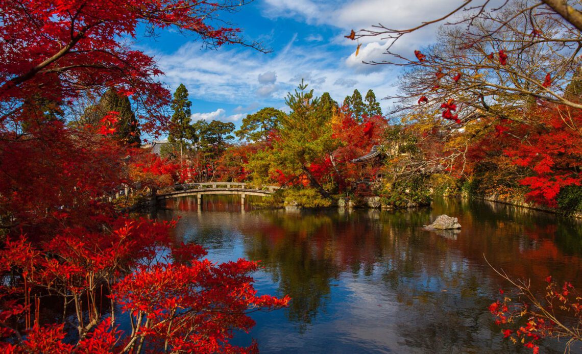 15 Best Places to Visit in October