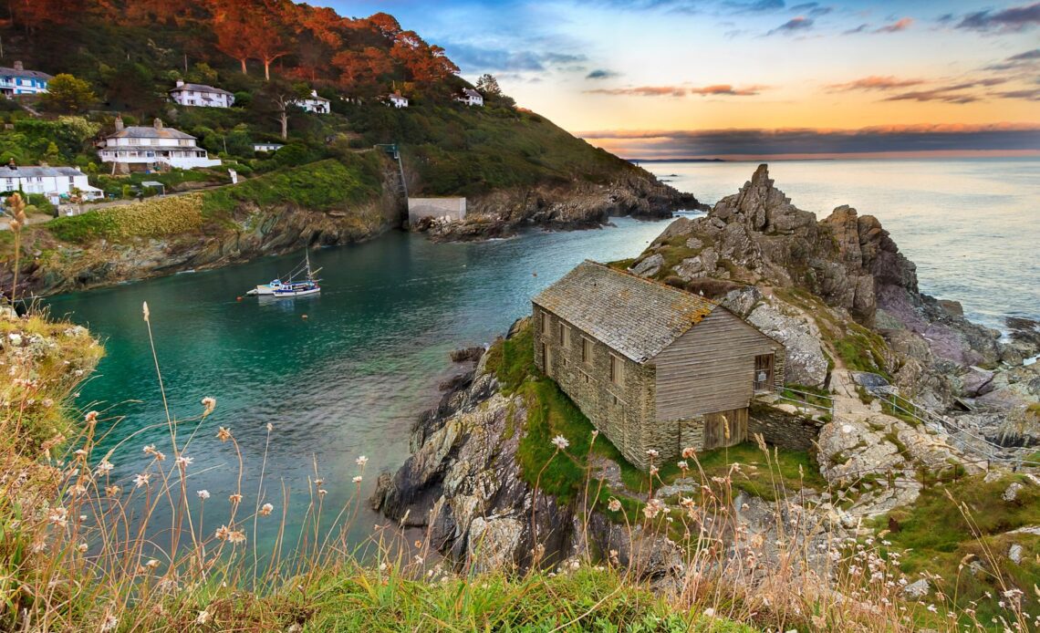 20 Best Places to Visit in Cornwall, England