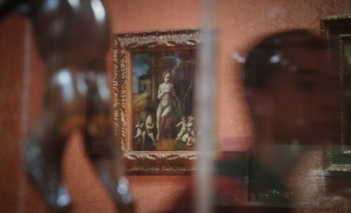 New York museums to display signs identifying art looted by the Nazis during Holocaust