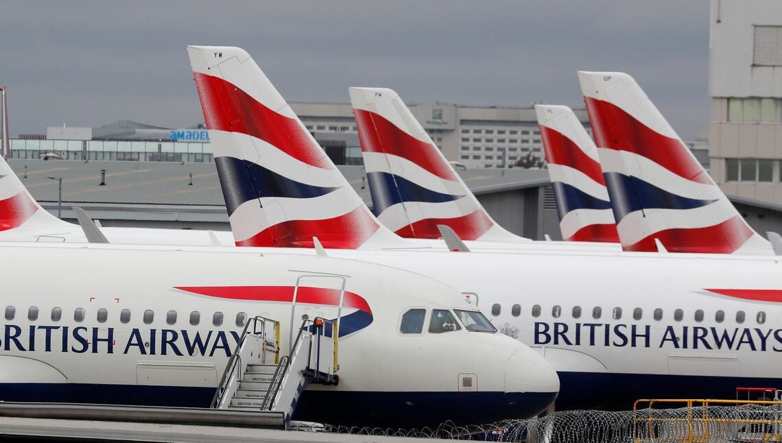 Passenger describes ‘terrifying’ emergency landing after British Airways plane windshield ‘broke’