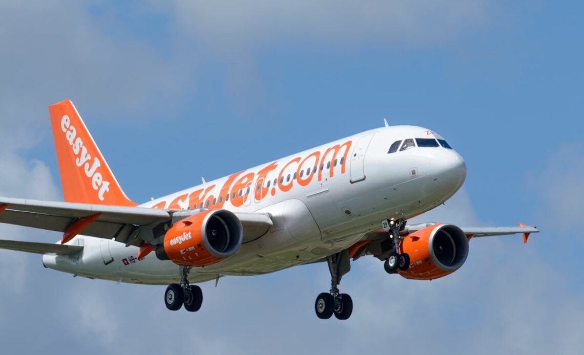 Passengers furious as easyJet flight turns back to Manchester after ‘technical fault’