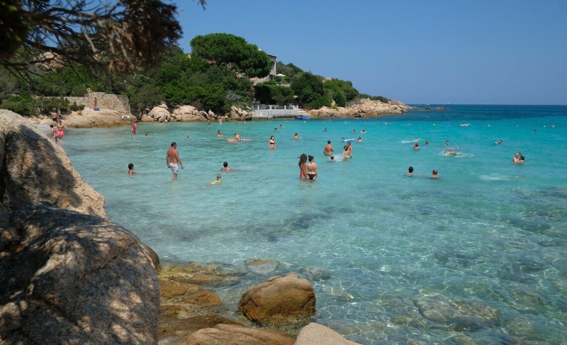 Sardinia is offering to pay people €15,000 to move there