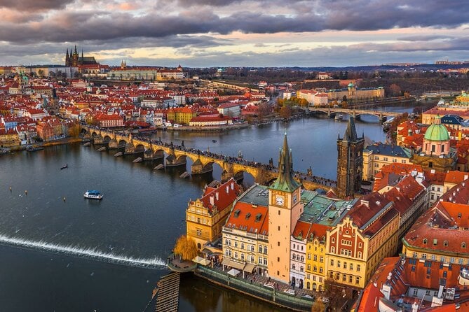 Best of Prague City Walking Tour Boat Cruise and Typical Czech Lunch