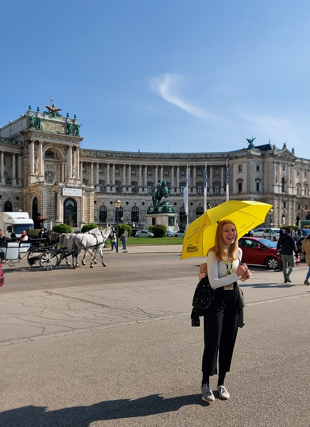 Free walking tours are a great way to get to know Vienna. Here is Anna, our guide of the free walking tour in Vienna