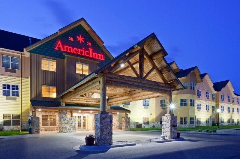 AmericInn by Wyndham Fargo Medical Center