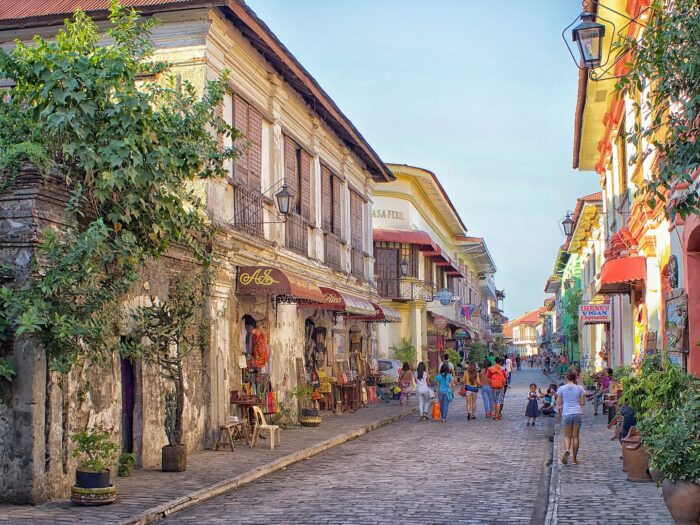 Calle Crisologo, Vigan, Philippines by Ray in Manila via Wikimedia cc