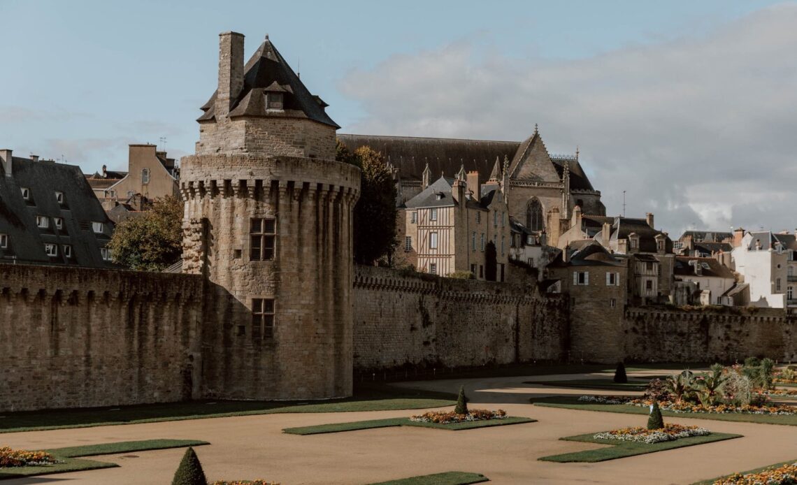 How To Spend A Day (Or More) in Vannes — ALONG DUSTY ROADS