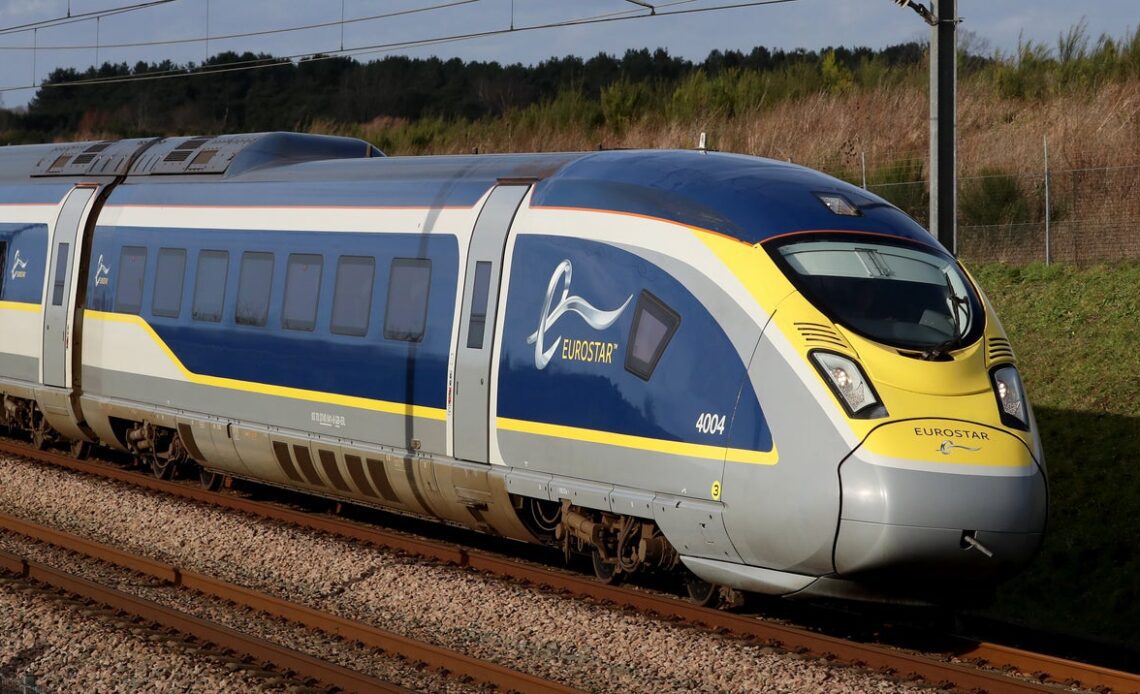 Is flying really quicker than the train? Woman puts London-Lyon journey to the test