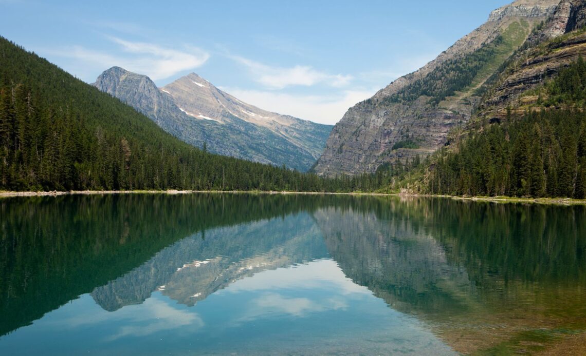 15 Best Lakes in Montana