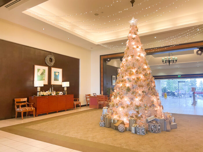 This Christmas tree by the lobby is made by Kapampangan crafters 