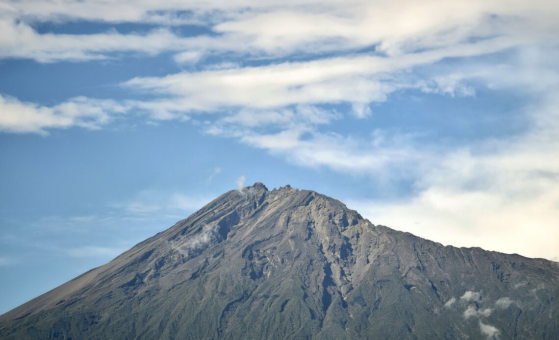 Summit of Mount Meru in Tanzania (photo: Johnson Goyaale)