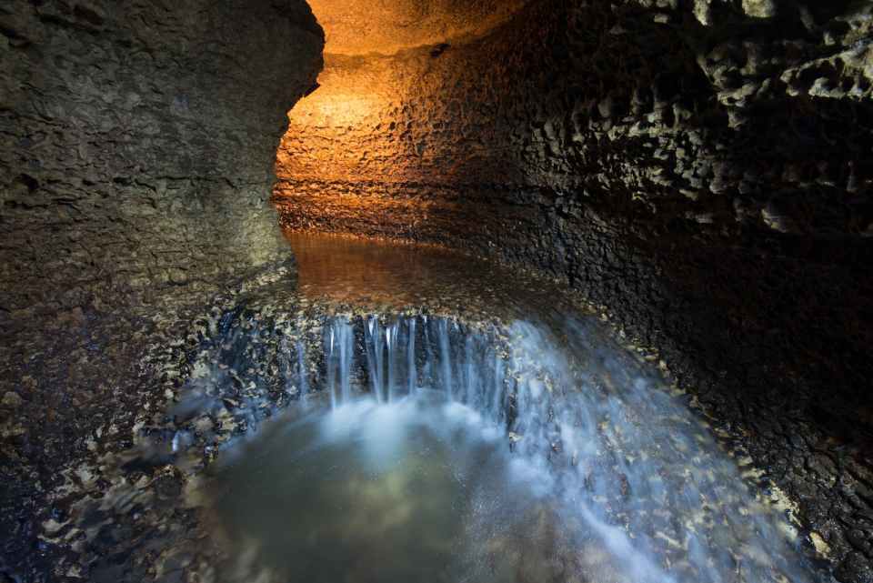 Niagara Cave