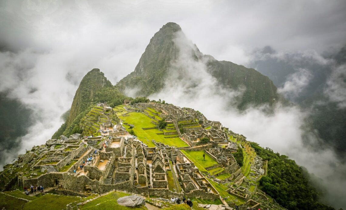 Tourists stranded at Machu Picchu amid Peru protests