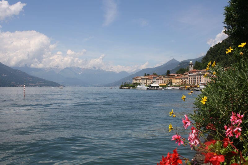 homes and flowers lining Lake Como