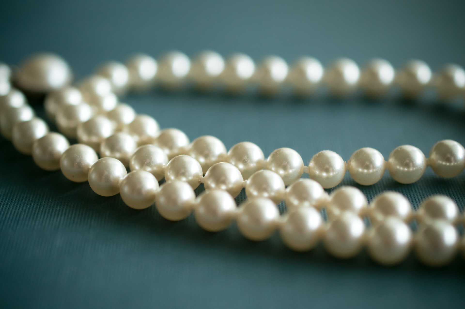 Pearl necklace (photo: Tiffany Anthony)