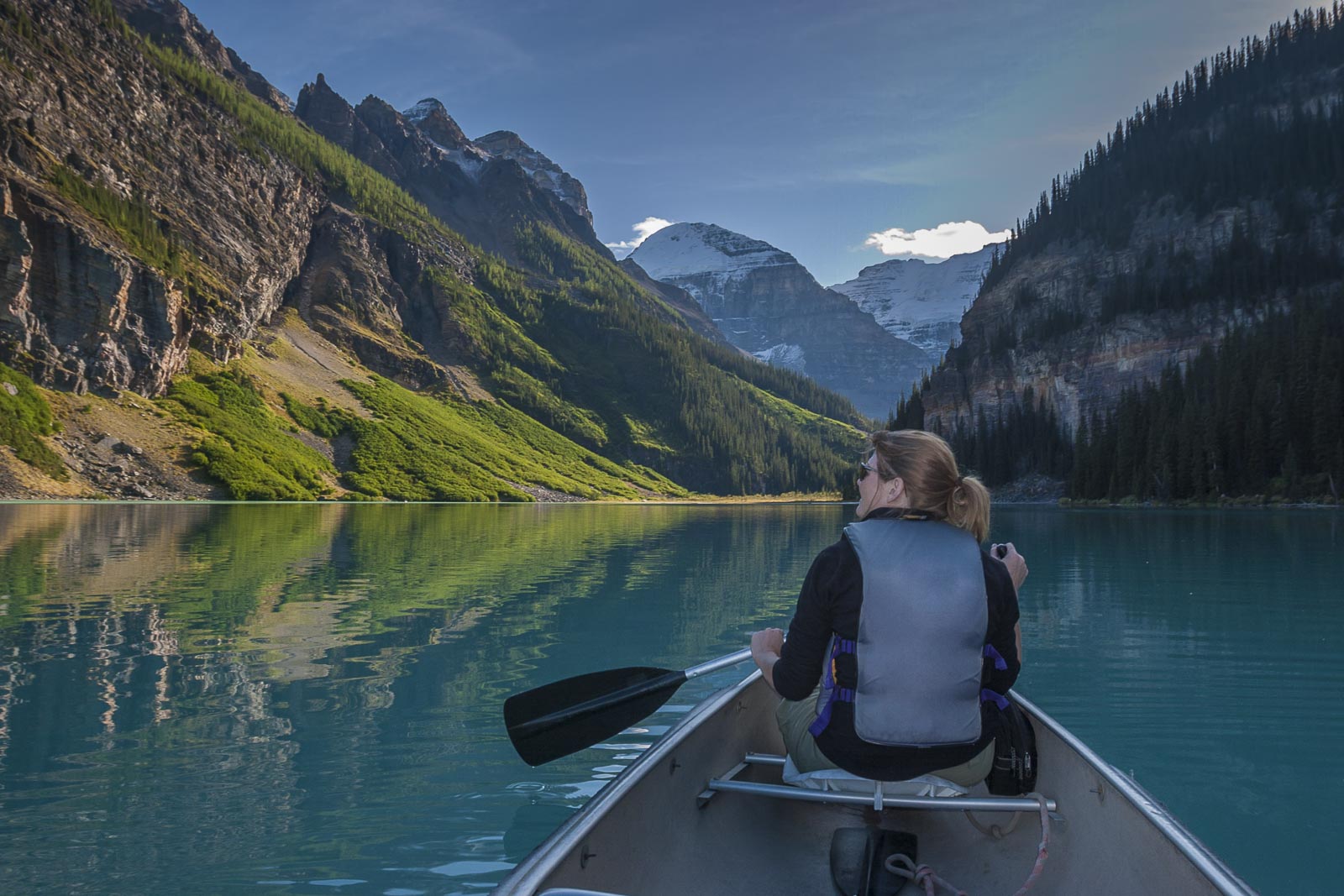 Things to do in Banff Canoe Lake louise