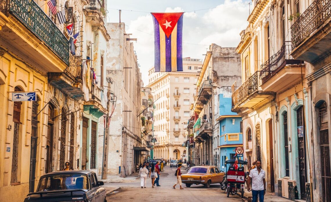 Cuba Esta ban: Washington DC scraps punitive rules for tourists