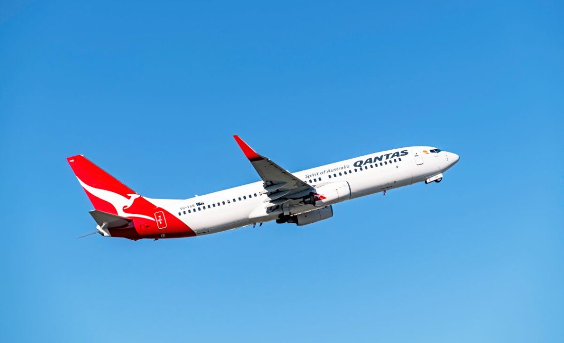 Two hospitalised after Qantas flight hits severe turbulence