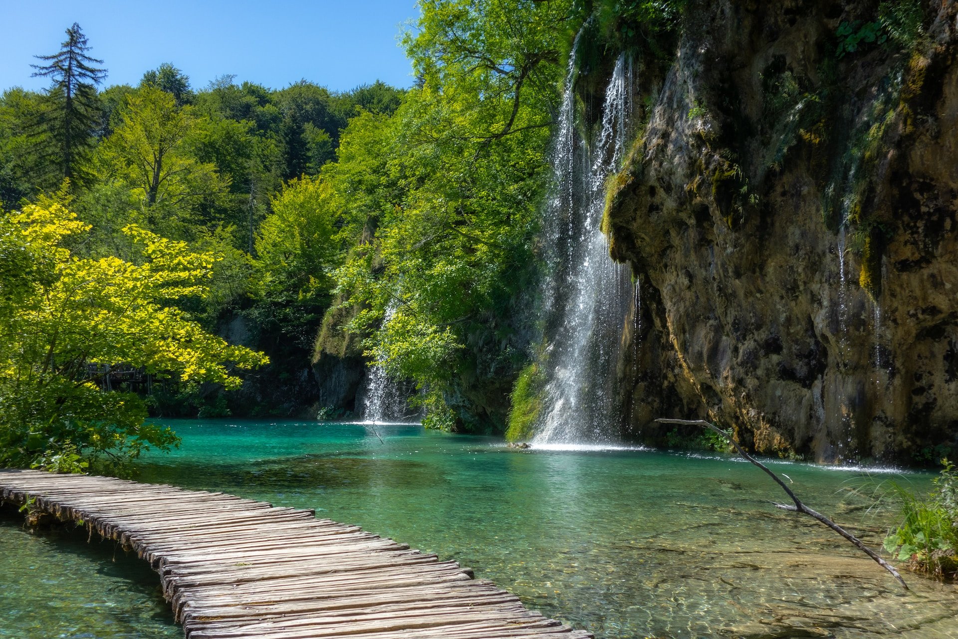Boardwalk and waterfall in Plitvice Lakes National Park, one of Europe's top national parks (photo: llse)