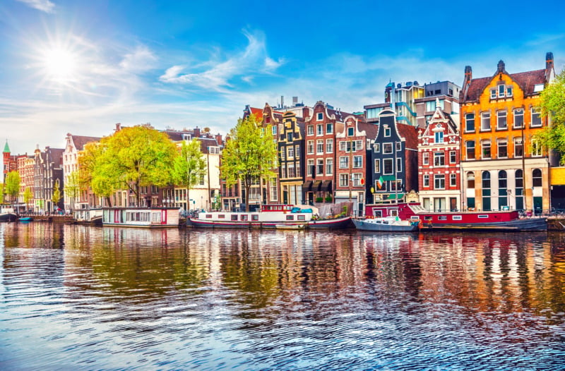 20 Best Hostels in Amsterdam