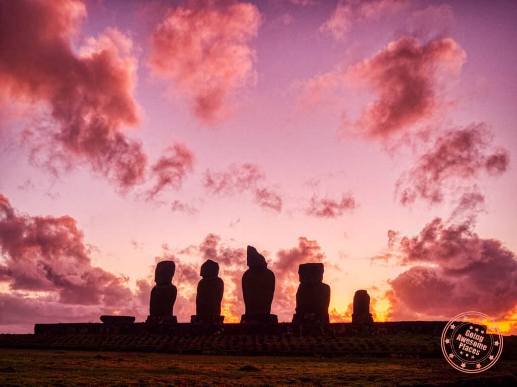 tahai sunset is one of the best things to do on easter island