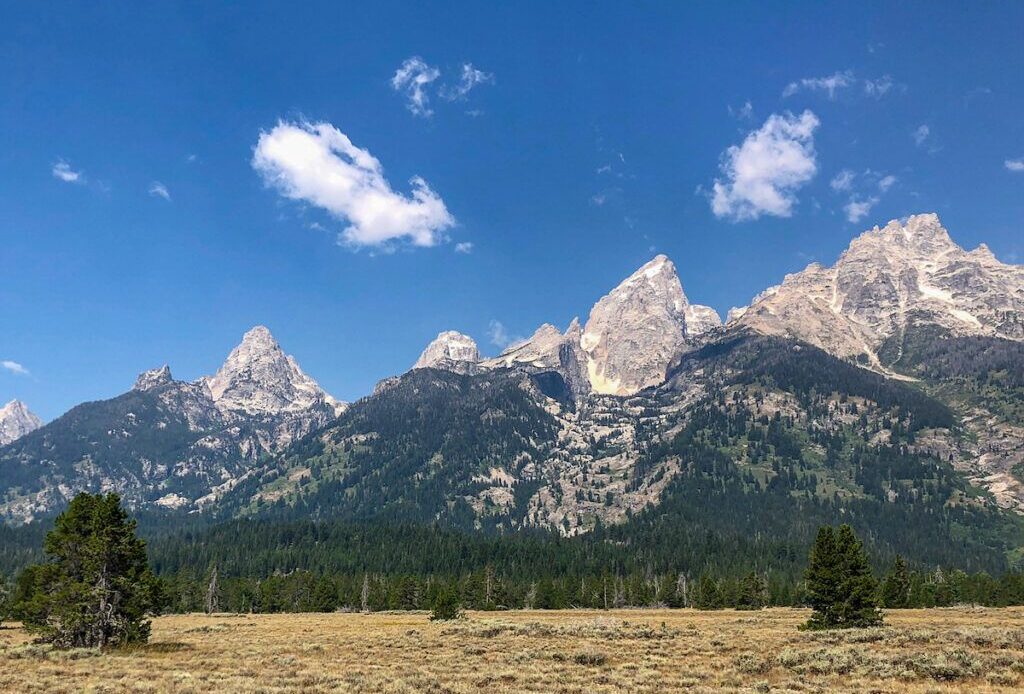 48 hours in Grand Teton National Park (Best Hikes + Things to Do)
