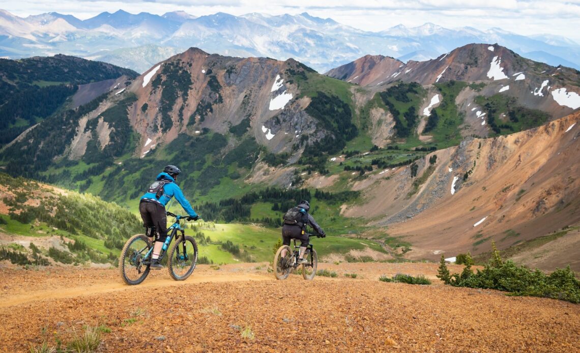 Mountain biking British Columbia (photo: Greg Rosenke)