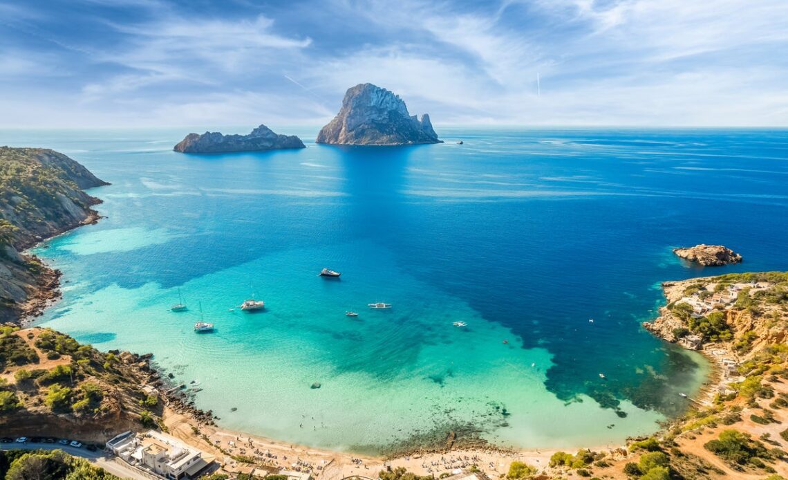 Dengue fever: Health officials issue alert after infection outbreak in Ibiza