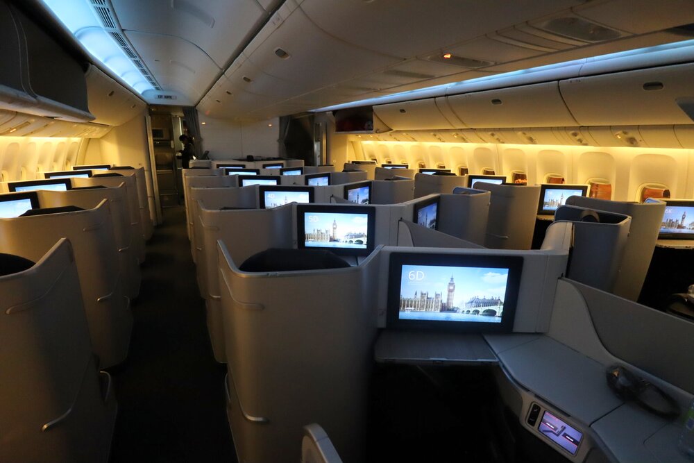 Air Canada 777 business class – Main cabin