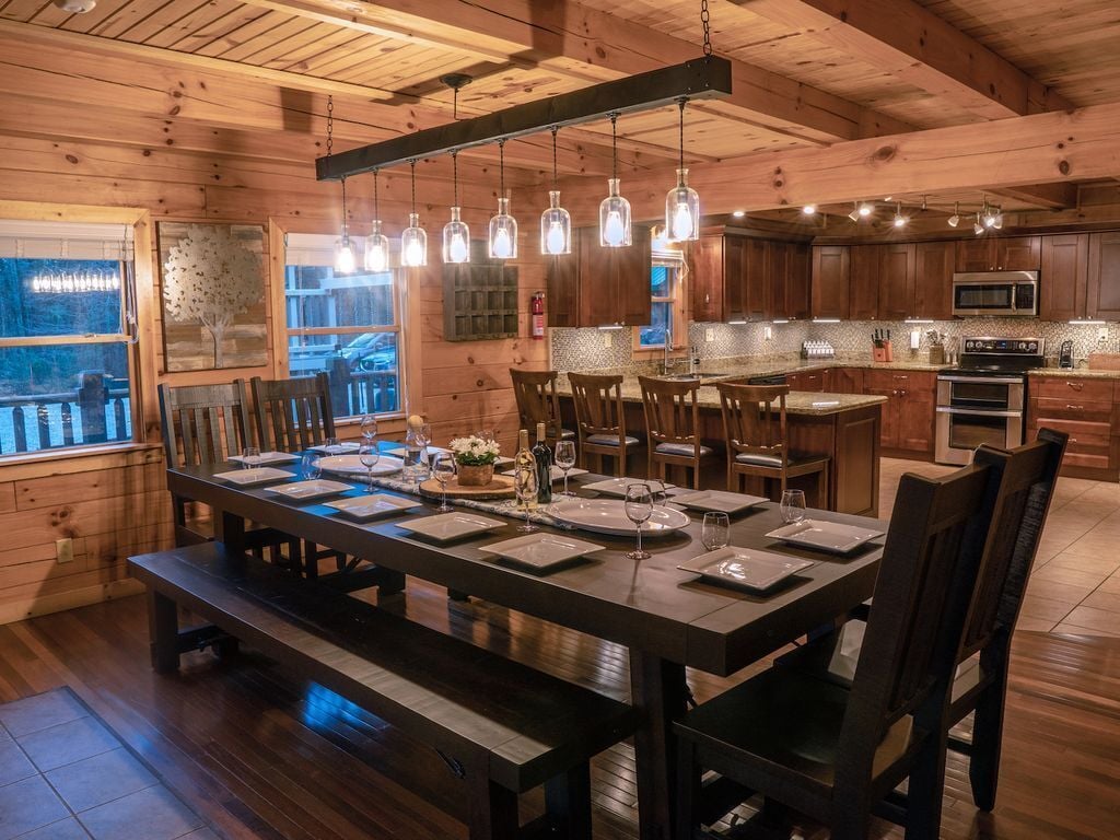 Luxury Cabin Rental For Families in Ohio