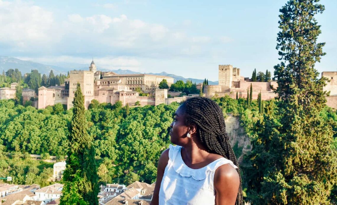 Somto from Somto Seeks enjoying the lovely views of Granada in Spain