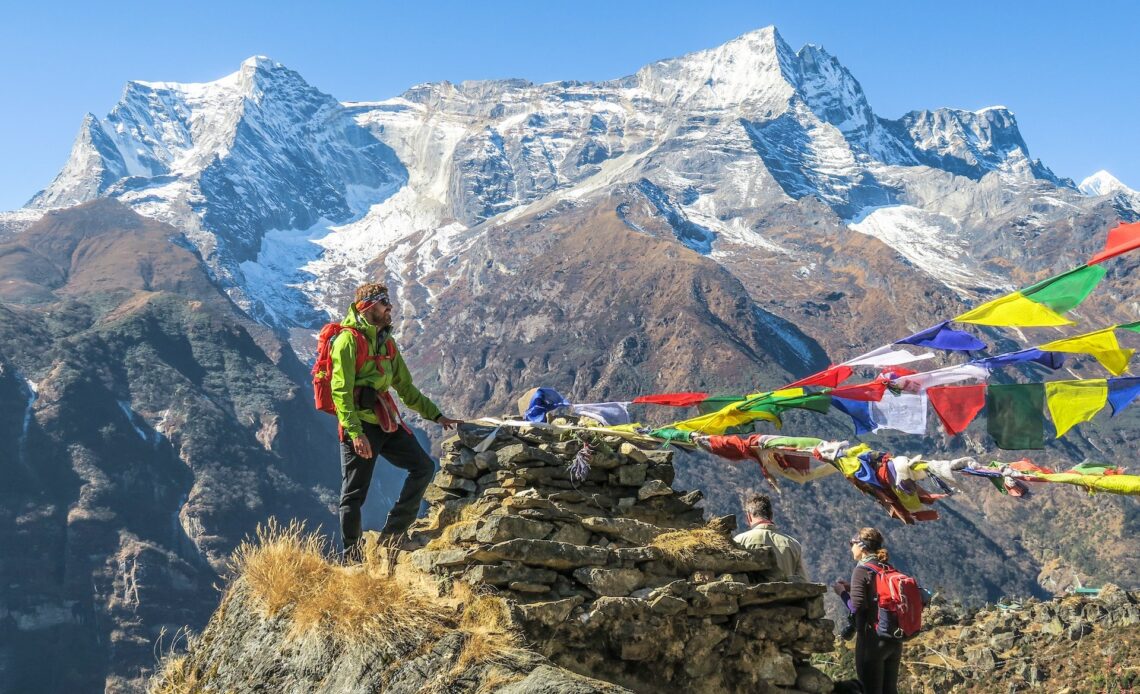 Hikers at a viewpoint in Namche Bazaar, Nepal (photo: Sebastian Pena Lambarri)