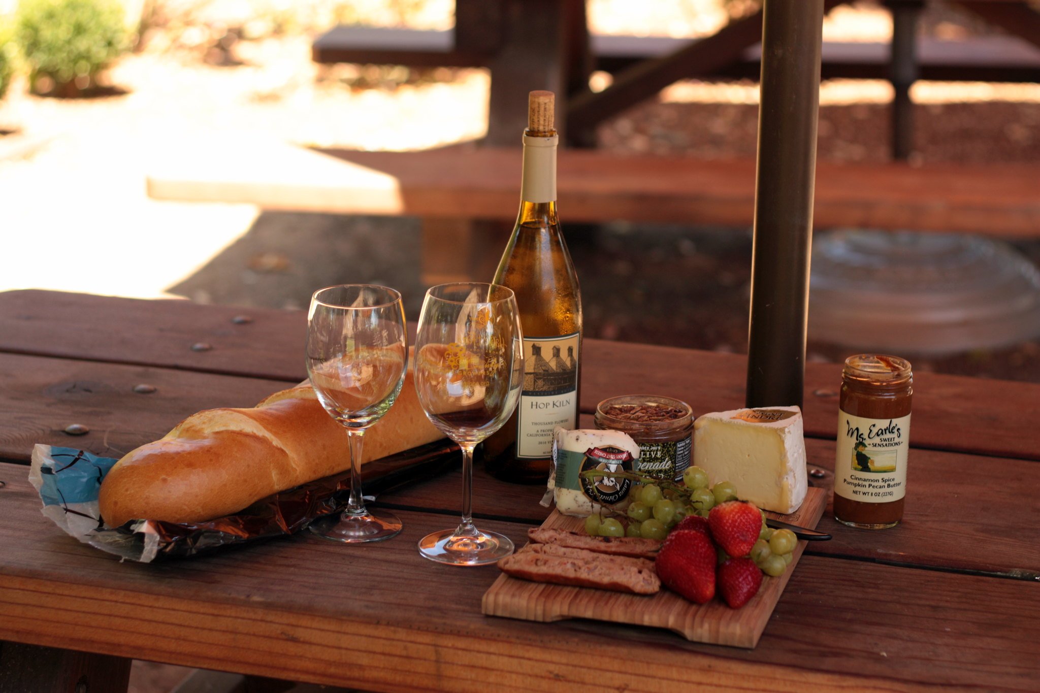 Wine tasting in the Russian River Valley (photo: Sean Freese)