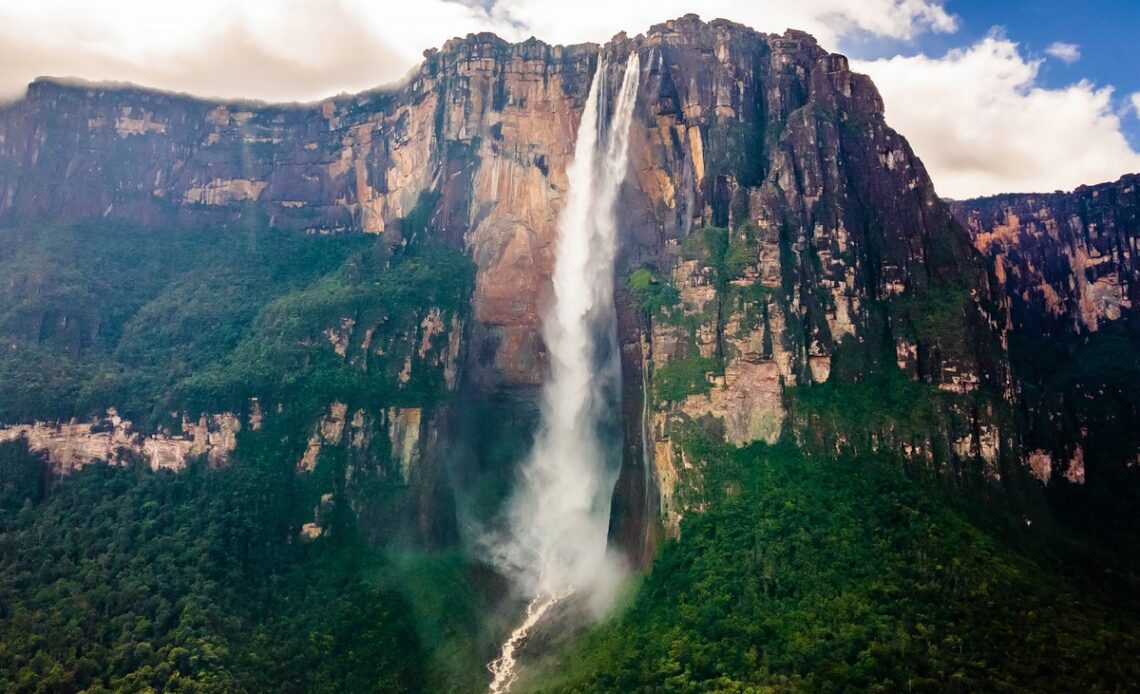 Is it possible to get to Angel Falls safely?